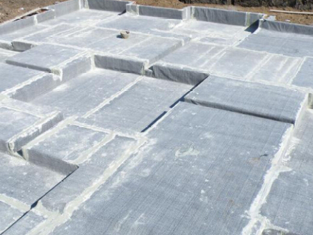 GCL鈉基膨潤(rùn)土防水毯